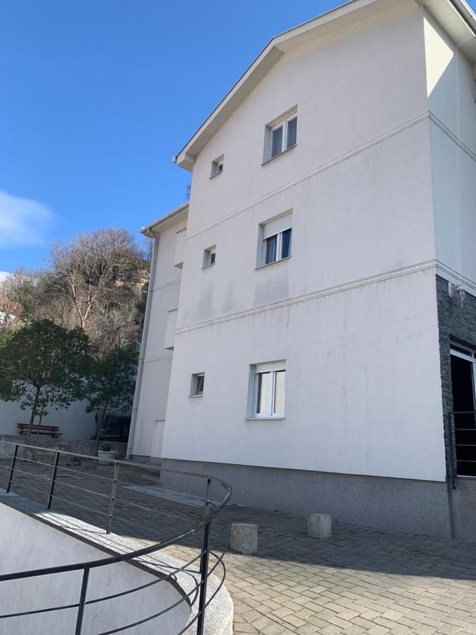 Ferienwohnung Mistik Apartman Mostar Exterior foto